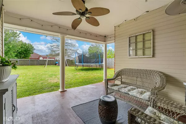 401 Heritage Drive, Bossier City, LA 71112