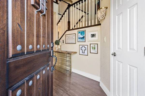 1284 London AVE, Manteca, CA 95336