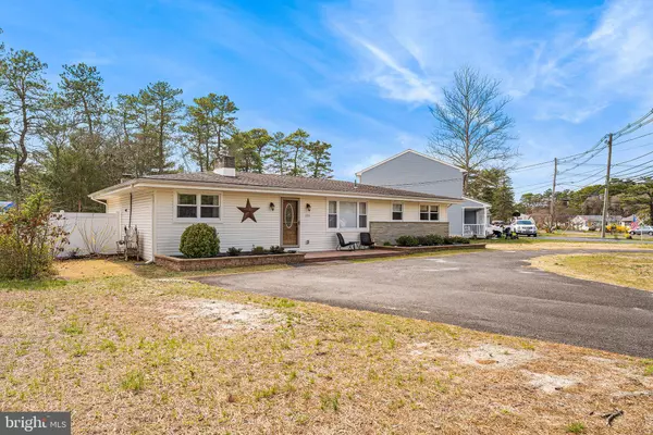 128 CHIPPEWA TRL, Browns Mills, NJ 08015