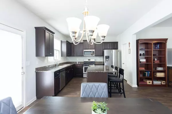 51 Wisteria CT, Winder, GA 30680