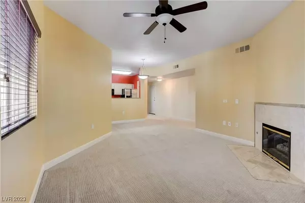 5250 S Rainbow Boulevard #2052, Las Vegas, NV 89118