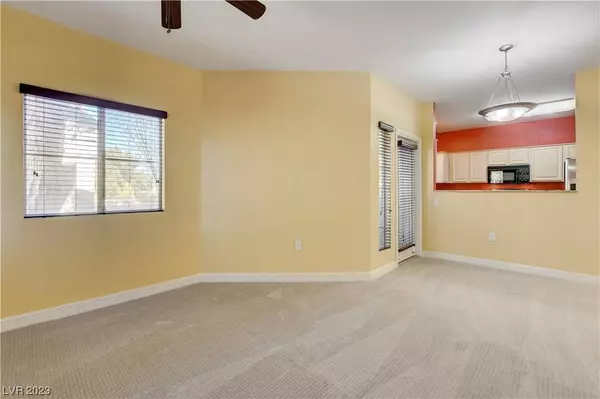 5250 S Rainbow Boulevard #2052, Las Vegas, NV 89118