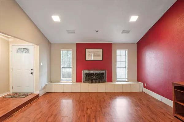 10101 Cimmaron Trail, Dallas, TX 75243