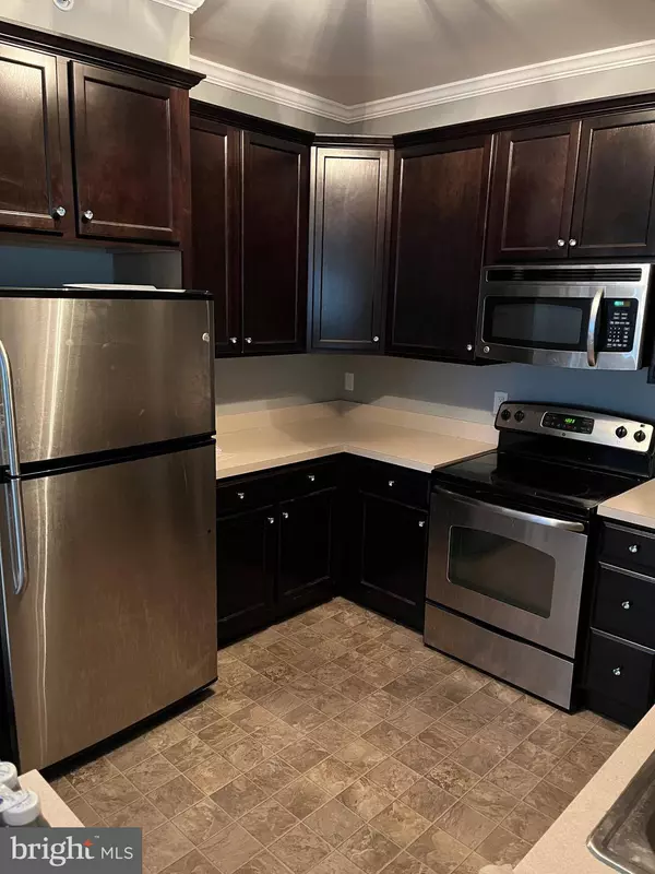 516 DEGAS CT, Williamstown, NJ 08094