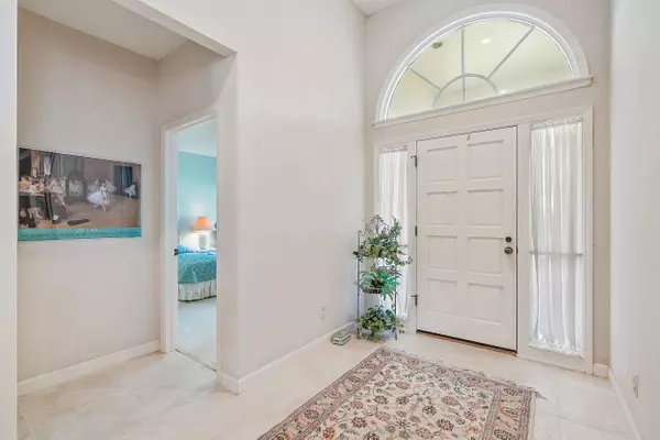 6948 SE Pacific DR, Stuart, FL 34997