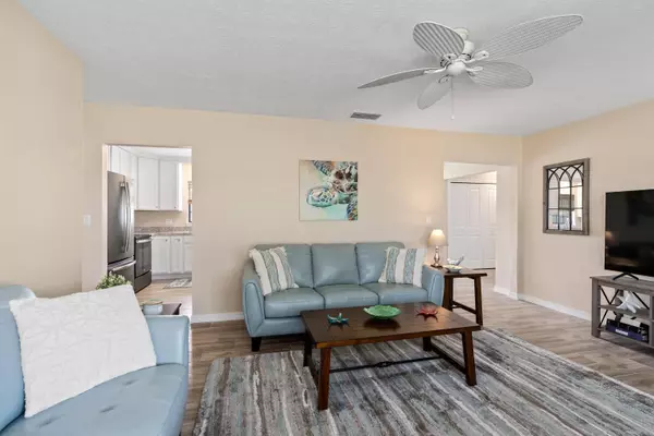 271 Micklers Rd, St Augustine, FL 32080