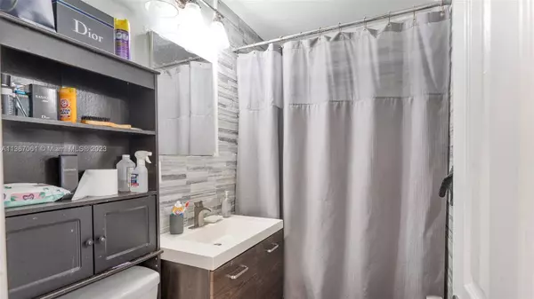 15740 NW 18th Ct, Miami Gardens, FL 33054