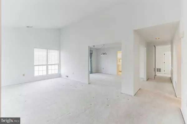 47 NEWBURY DR, Southampton, NJ 08088