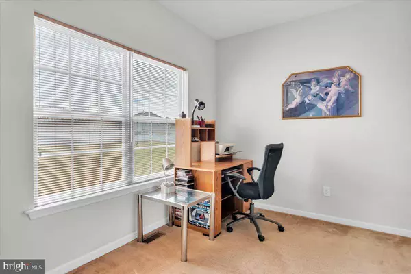 127 GOLDEN MEADOW LN, Sicklerville, NJ 08081