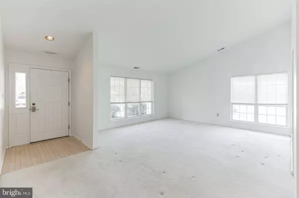 47 NEWBURY DR, Southampton, NJ 08088