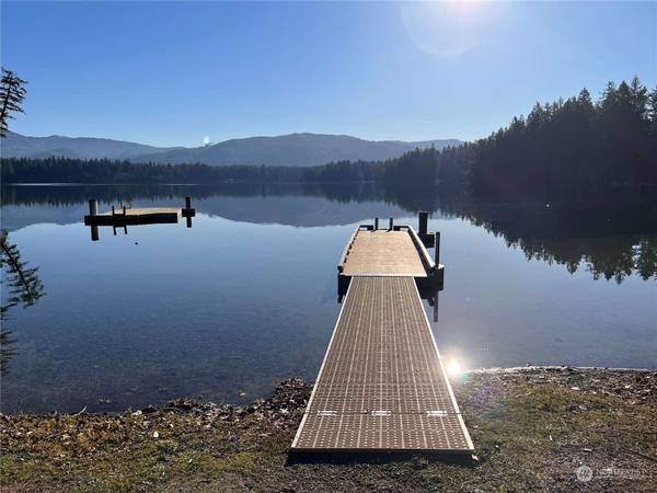 17624 SE Valley LN, Yelm, WA 98597