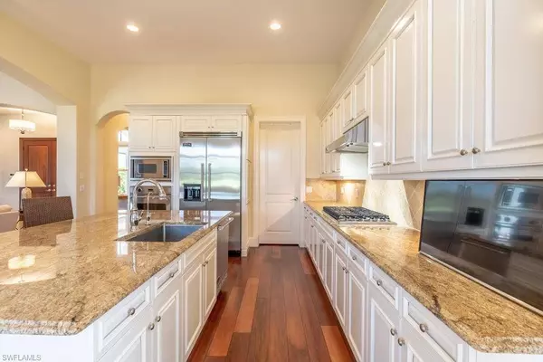 16683 PISTOIA WAY, Naples, FL 34110