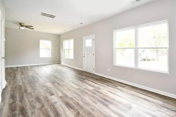 905 Klondale AVE, Kannapolis, NC 28081