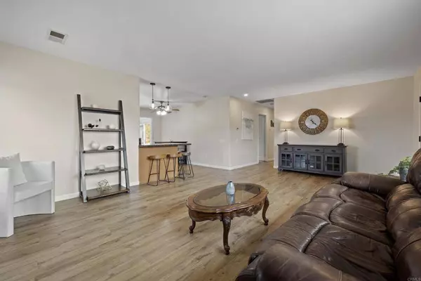 9925 Delphi ST, Santee, CA 92071