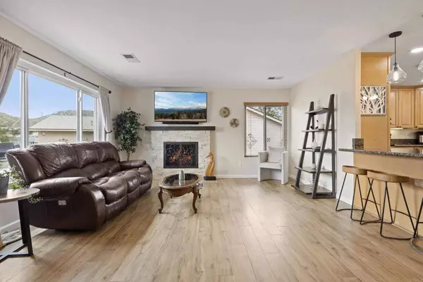 9925 Delphi ST, Santee, CA 92071