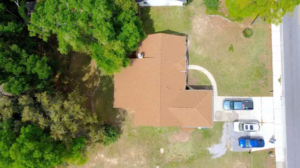 6745 Community Dr, Pensacola, FL 32526