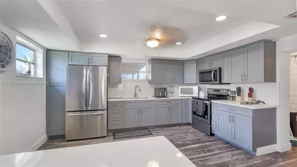 15740 NW 18th Ct, Miami Gardens, FL 33054