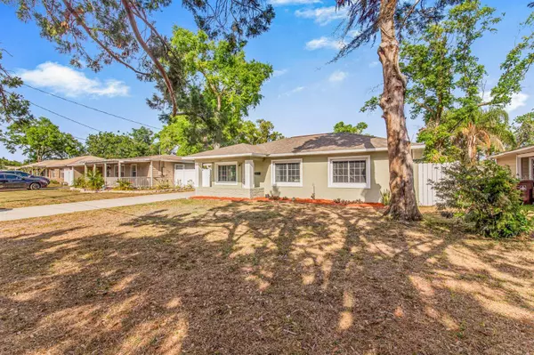 305 S LAKEWOOD DR, Orlando, FL 32803