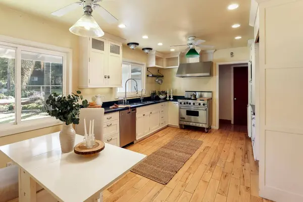 10958 Ridgeview AVE, San Jose, CA 95127