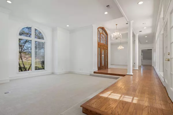 210 Turnberry Circle, Mount Pleasant, TX 75455