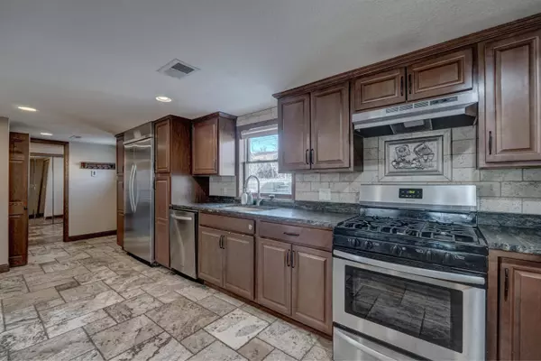 1027 12th Street, Rapid City, SD 57701