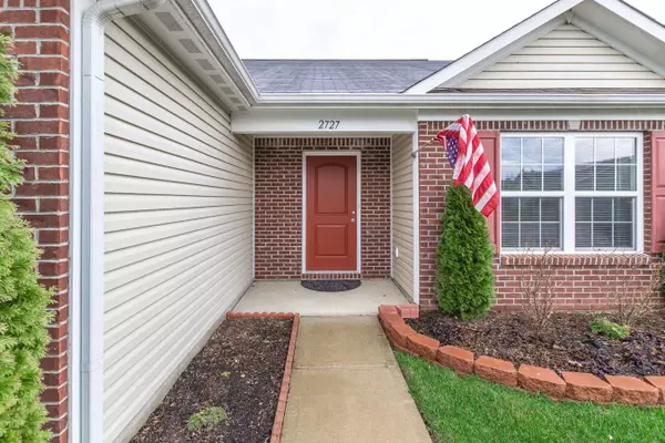 2727 Bluestone DR, Greenfield, IN 46140