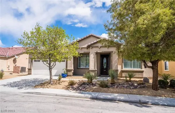 5916 Soaring Bluff Street, North Las Vegas, NV 89031