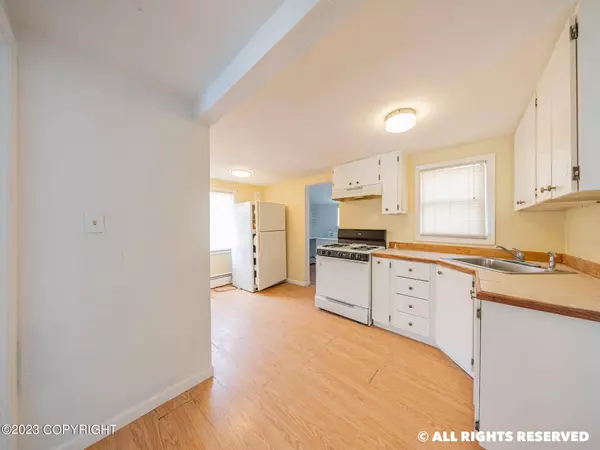 4703 Kenai AVE, Anchorage, AK 99508