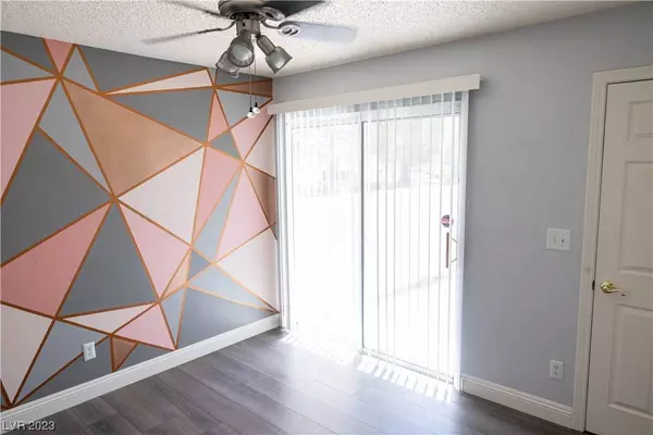 8901 Antioch Way, Las Vegas, NV 89117