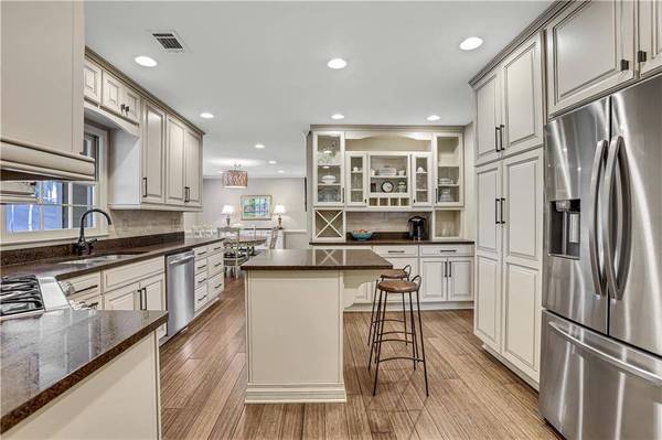 4043 Penhurst DR, Marietta, GA 30062