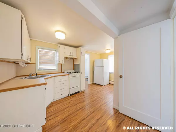 4703 Kenai AVE, Anchorage, AK 99508