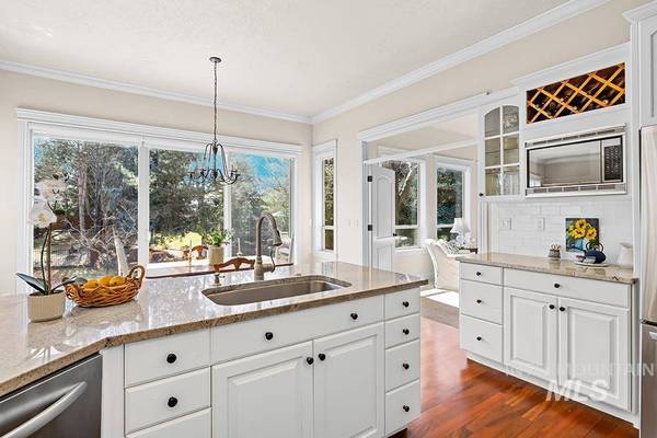 1639 N Watson Pl, Eagle, ID 83616