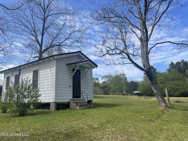 324 W Jackson Rd Road, Union, MS 39365