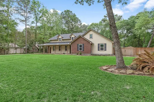 2402 Pebblebrook CIR, Conroe, TX 77384