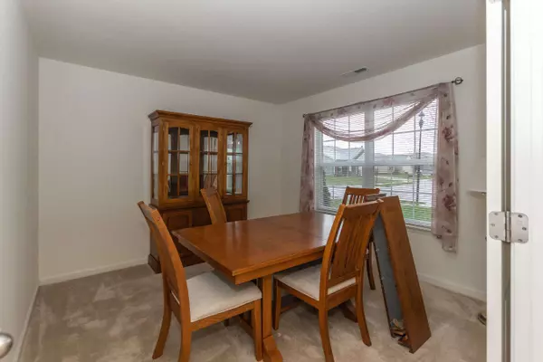 2727 Bluestone DR, Greenfield, IN 46140