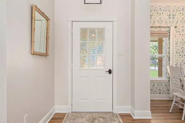 2402 Pebblebrook CIR, Conroe, TX 77384