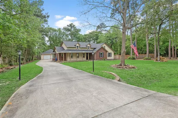 2402 Pebblebrook CIR, Conroe, TX 77384