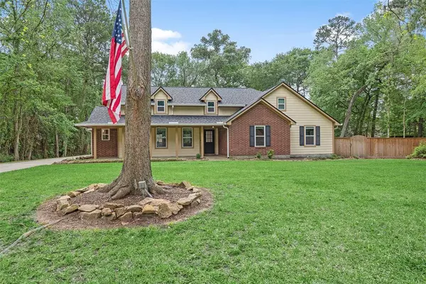 2402 Pebblebrook CIR, Conroe, TX 77384