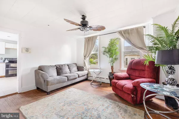 10 ROSELAWN AVE, Wilmington, DE 19805