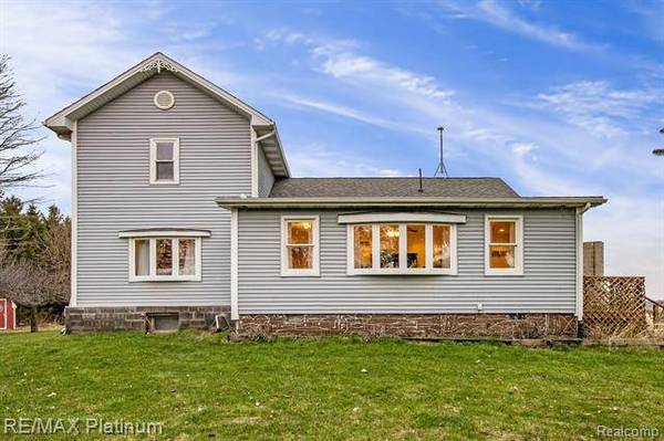 9900 PIERSON Road, Fowlerville, MI 48836