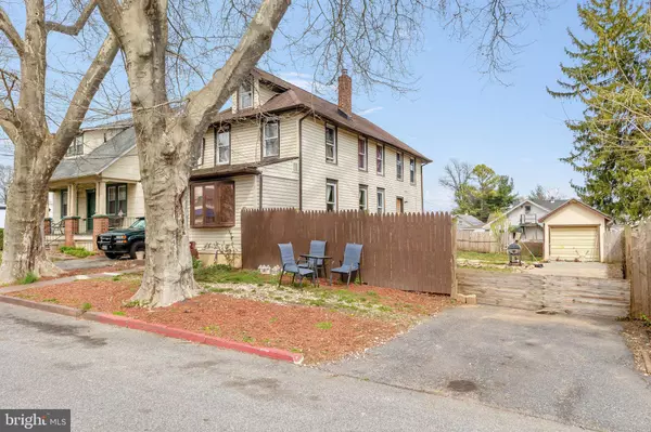 10 ROSELAWN AVE, Wilmington, DE 19805