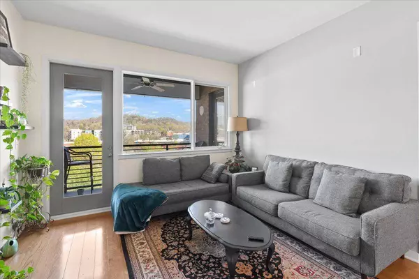 200 Manufacturers Rd #Apt 432, Chattanooga, TN 37405