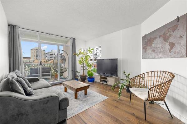 1010 View St #705, Victoria, BC V8V 4Y3
