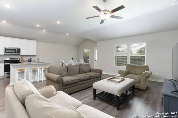 5526 Coral Valley, San Antonio, TX 78242