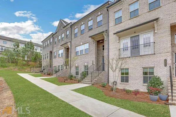 3661 Trevi LN, Suwanee, GA 30024