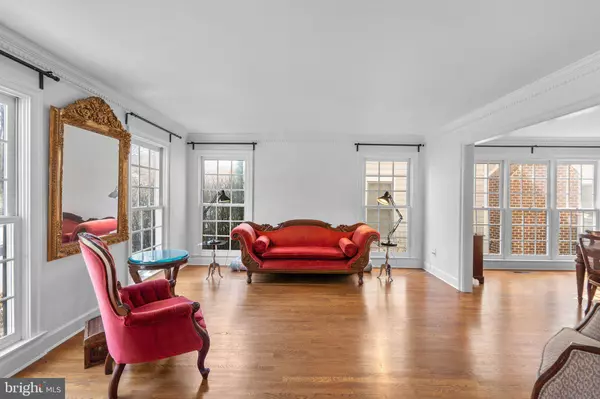 206 MASSBURY ST, Gaithersburg, MD 20878