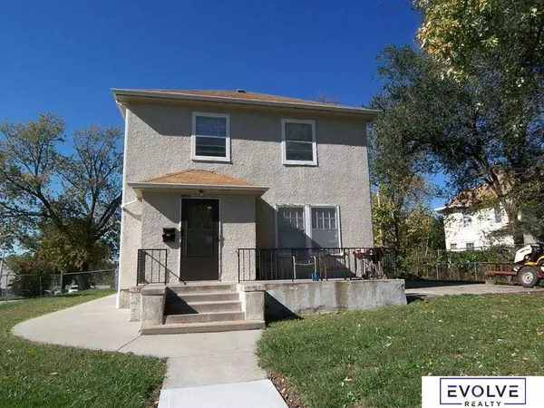 1902 Military Avenue, Omaha, NE 68111