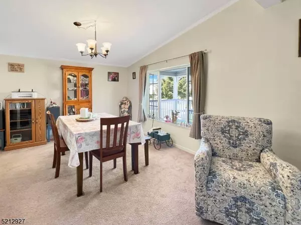 11 Morningside Drive, White Twp., NJ 07823