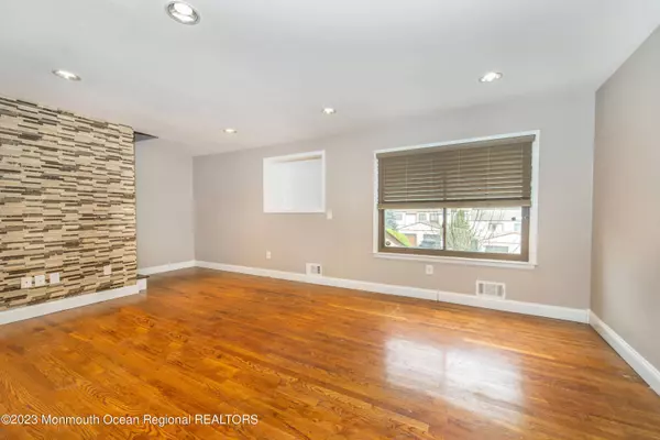 52 Ellen Heath Drive #52, Matawan, NJ 07747