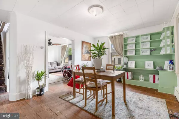 10 ROSELAWN AVE, Wilmington, DE 19805